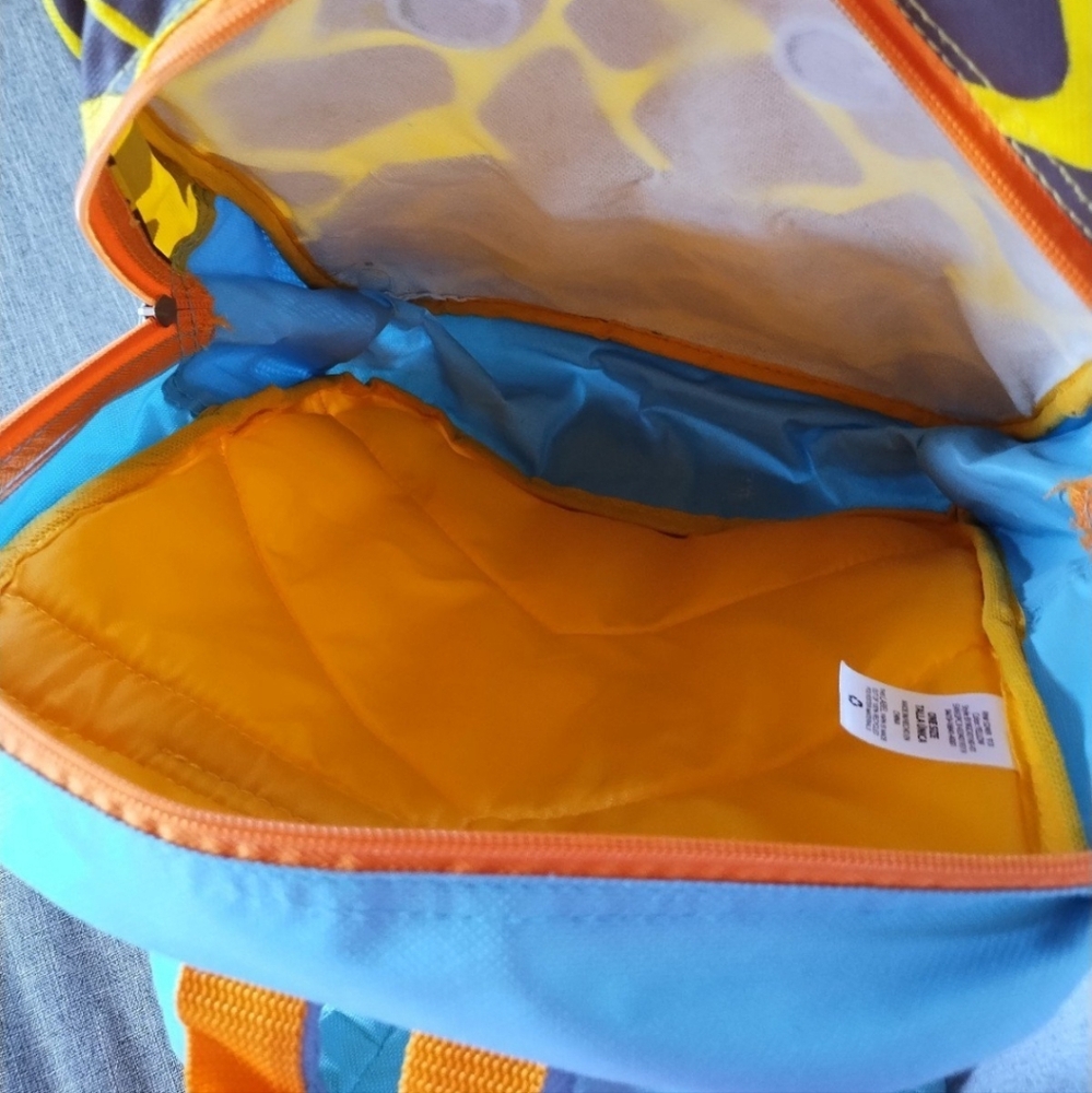 Giraffe backpack - Picture 3 of 4